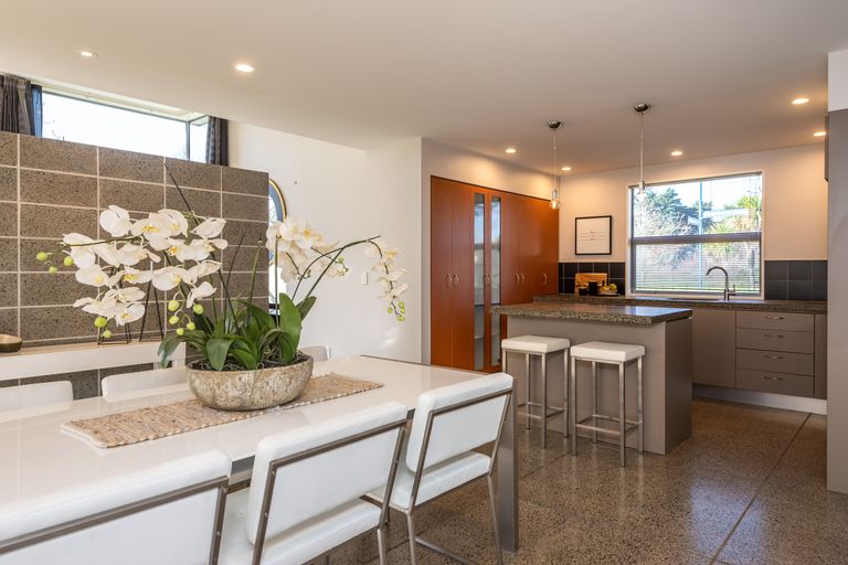 Photo of property in 41 Riverwood Boulevard, Redwood, Christchurch, 8051