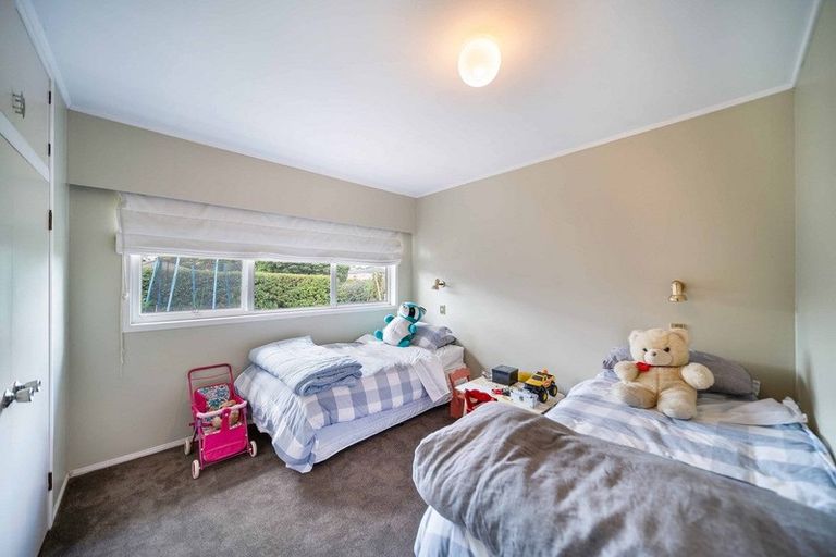 Photo of property in 2 Gatland Road, Opaheke, Papakura, 2113