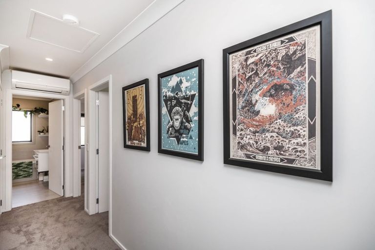 Photo of property in 41 Brindle Way, Newlands, Wellington, 6037