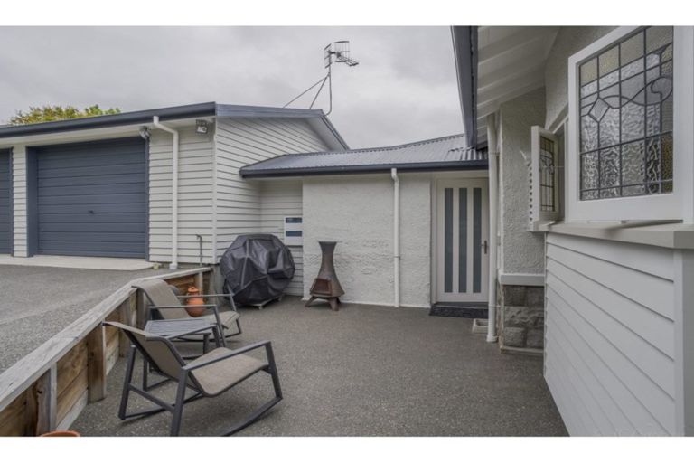 Photo of property in 16 Grasmere Street, Waimataitai, Timaru, 7910