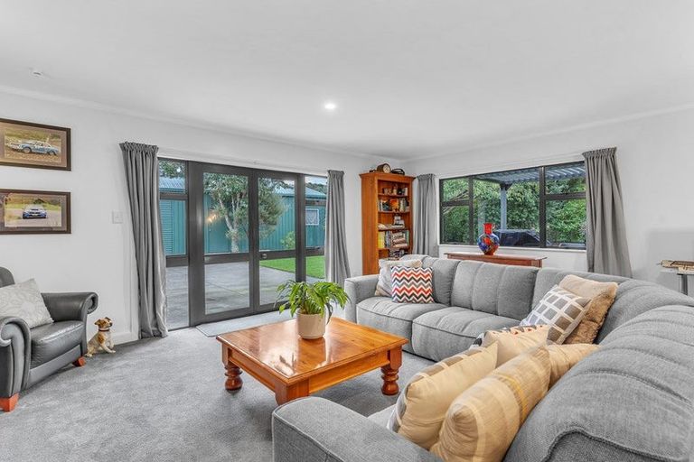 Photo of property in 80 Tararua Drive, Upper Plain, Masterton, 5888