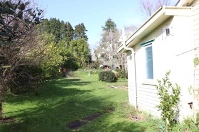 Photo of property in 12 Bernard Street, Pukemiro, Huntly, 3771