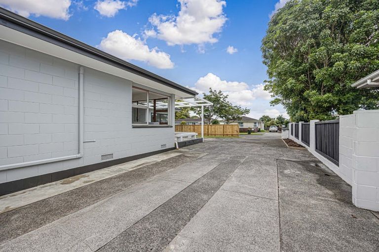 Photo of property in 12 Huber Street, Weymouth, Auckland, 2103