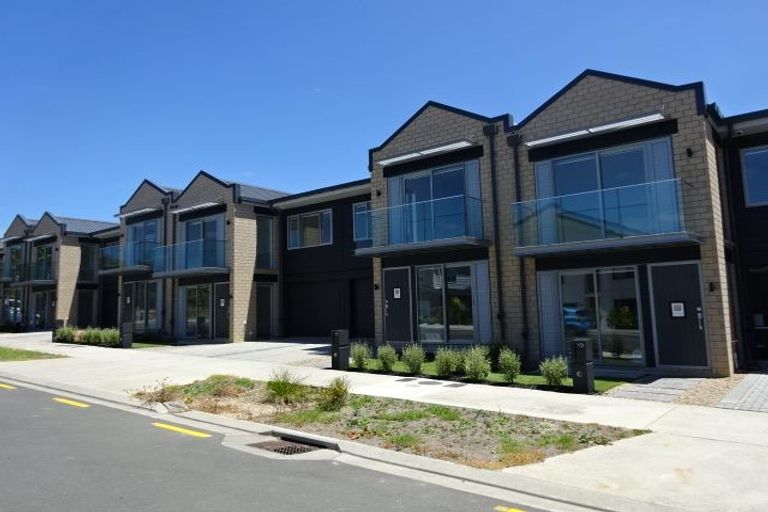 Photo of property in 15 Gunn Way, Hobsonville, Auckland, 0616