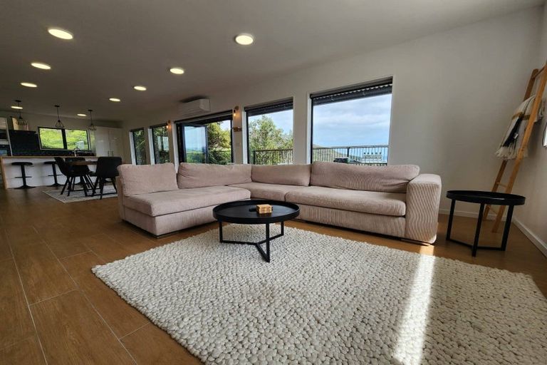 Photo of property in 32a Woodvale Grove, Fairfield, Lower Hutt, 5011