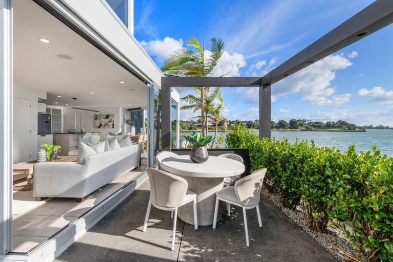 Photo of property in 6b Arkley Avenue, Farm Cove, Auckland, 2012