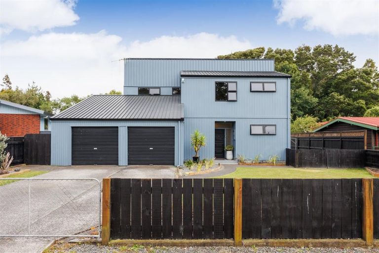 Photo of property in 36 Wanganui Road, Marton, 4710