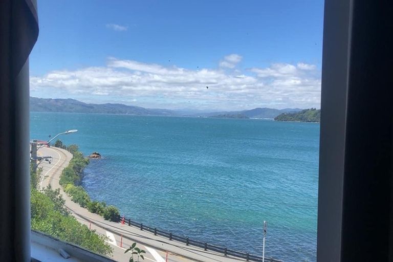 Photo of property in 4/136 Evans Bay Parade, Roseneath, Wellington, 6021