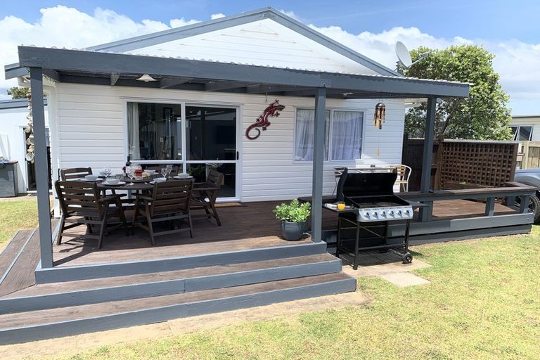 Photo of property in 41 Whitby Avenue, Whitianga, 3510