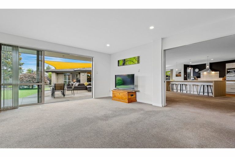 Photo of property in 5 Cyclamen Place, Aidanfield, Christchurch, 8025