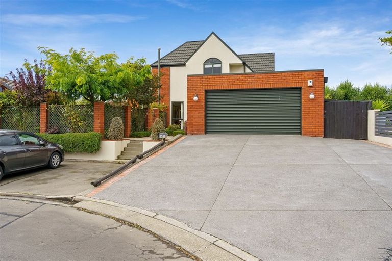 Photo of property in 6 Croftfield Place, Westmorland, Christchurch, 8025