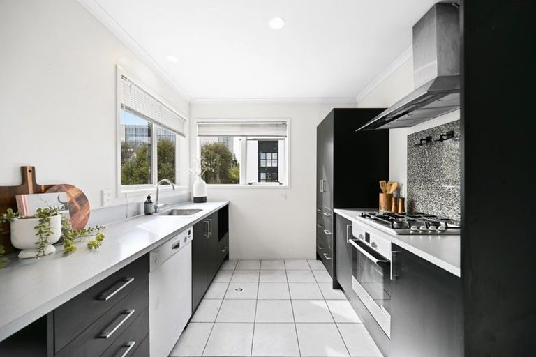 Photo of property in 3a Scotland Place, Hillcrest, Hamilton, 3216