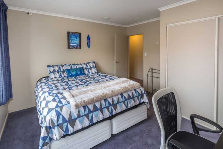 Photo of property in 16 Camleigh Close, Kaiapoi, 7630