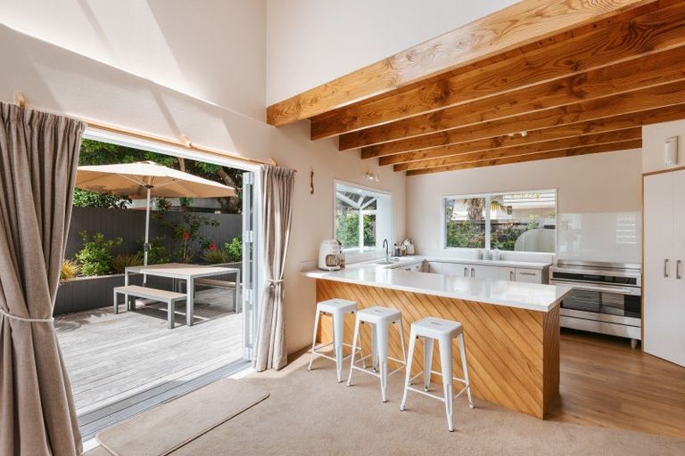 Photo of property in 121b Valley Road, Mount Maunganui, 3116