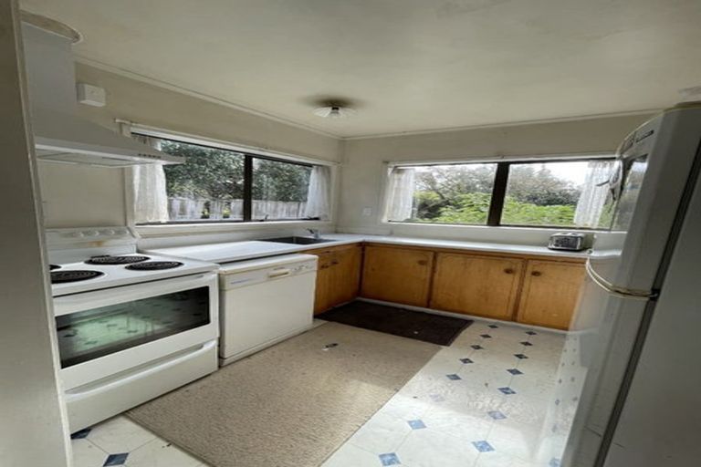 Photo of property in 45 Virgo Place, Glen Eden, Auckland, 0602