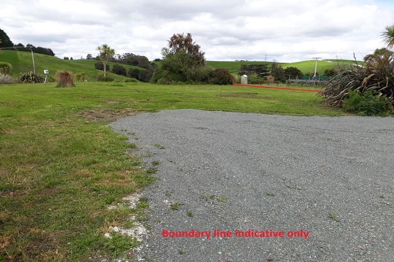 Photo of property in 126 Oneriri Road, Kaiwaka, 0573