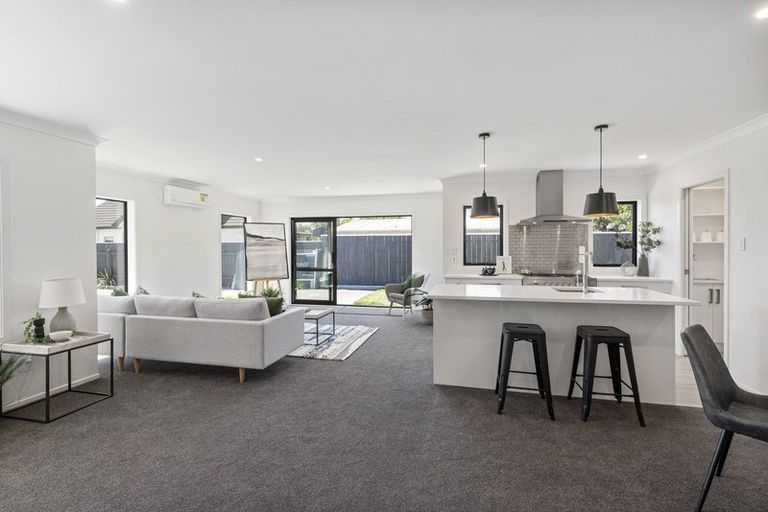 Photo of property in 144b Winchester Street, Levin, 5510