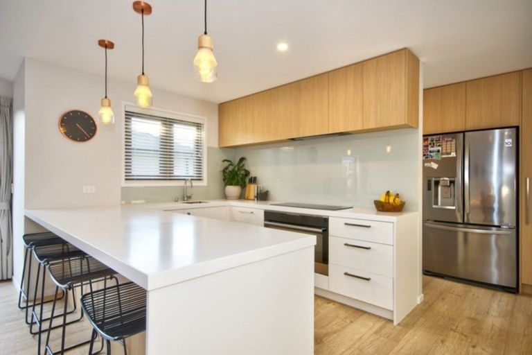 Photo of property in 2 Tudor Lane, Lower Shotover, Queenstown, 9304