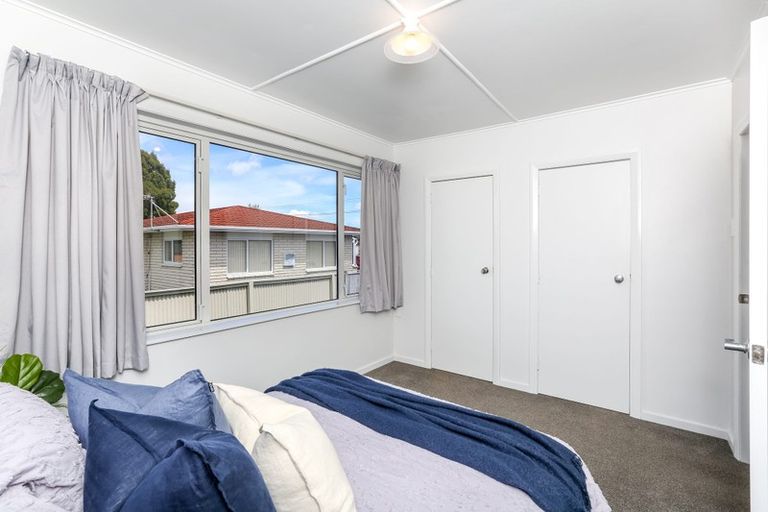 Photo of property in 141 Tukapa Street, Westown, New Plymouth, 4310