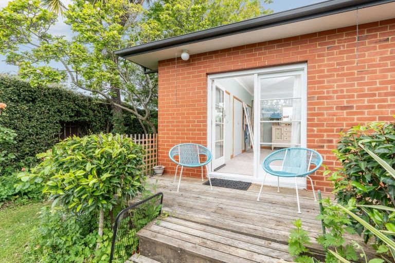 Photo of property in 16 Beaumaris Street, Outram, 9019