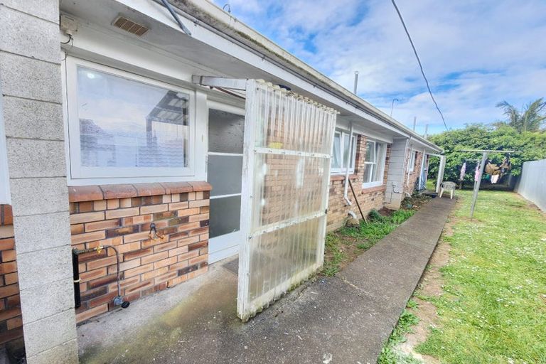 Photo of property in 28 Landscape Road, Papatoetoe, Auckland, 2025