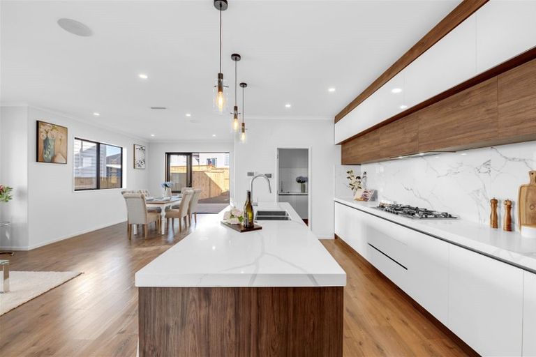 Photo of property in 12 Piki Street, Flat Bush, Auckland, 2019