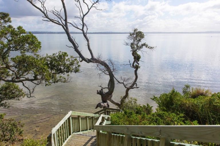 Photo of property in 68 St Michaels Avenue, Point Chevalier, Auckland, 1022