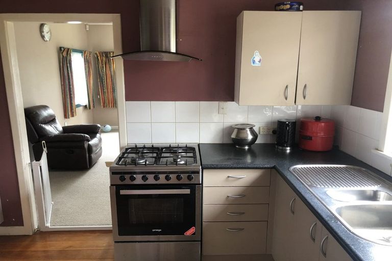 Photo of property in 24 Normandy Avenue, Melville, Hamilton, 3206