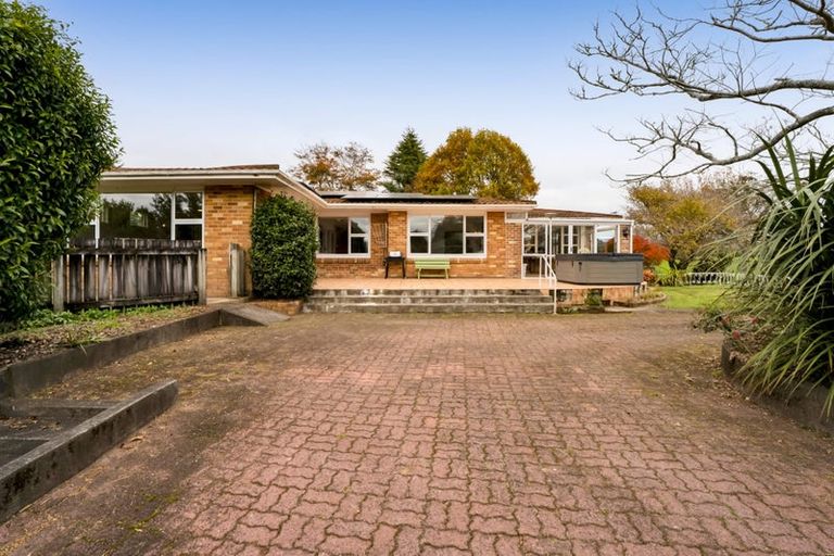 Photo of property in 1634 Mountain Road, Inglewood, 4386