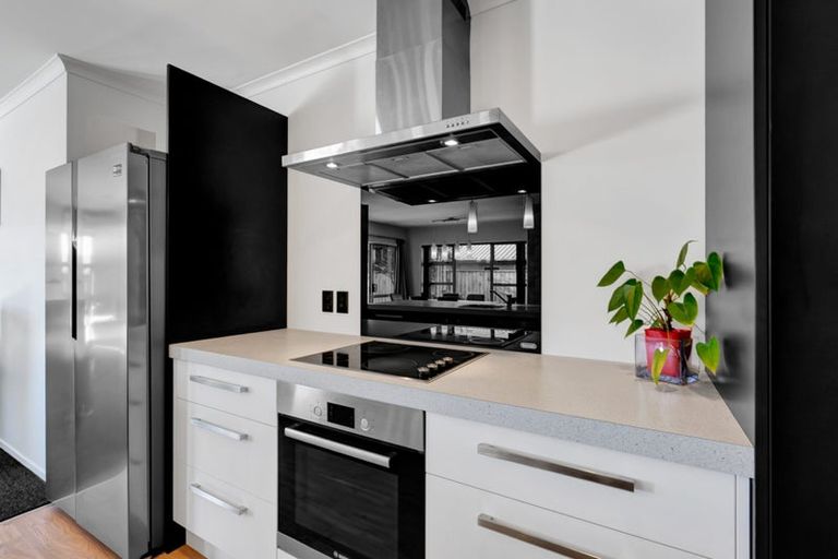 Photo of property in 4 Coby Sydney Drive, Bell Block, New Plymouth, 4312