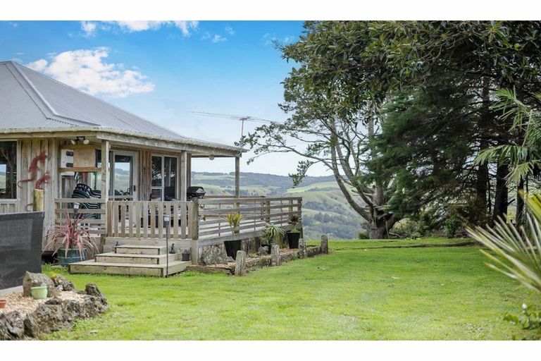 Photo of property in 359 Takou Bay Road, Kaeo, Kerikeri, 0295
