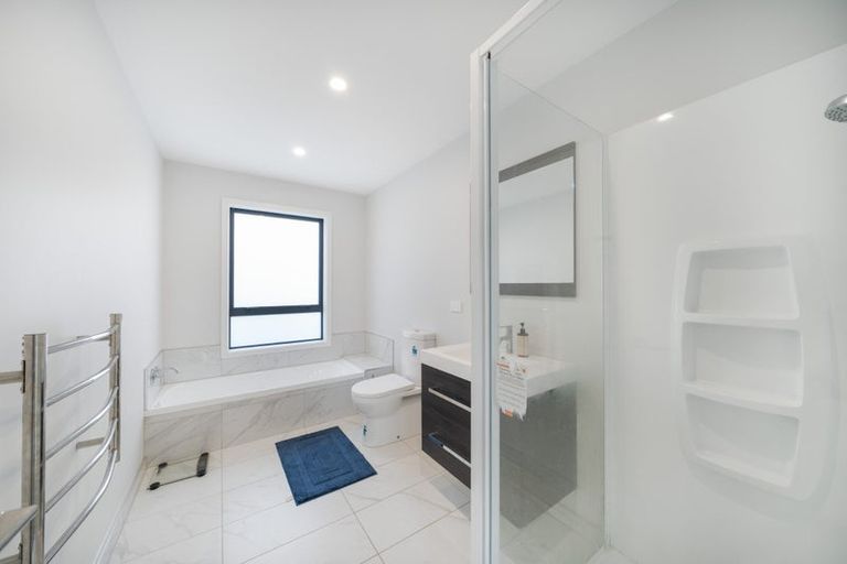Photo of property in 15 Lemonwood Way, Woodridge, Wellington, 6037