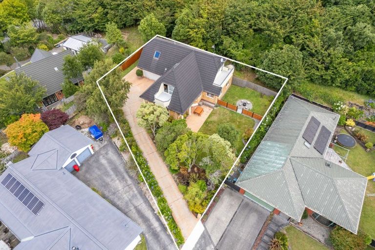 Photo of property in 7 Carlow Grove, Birchville, Upper Hutt, 5018