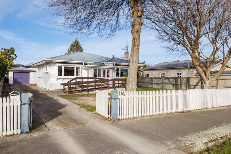 Photo of property in 19 East Street, Feilding, 4702