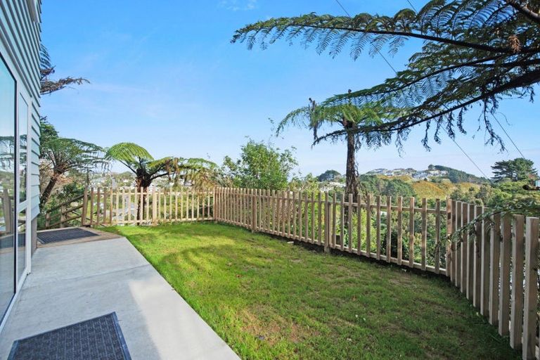 Photo of property in 79 Salford Street, Newlands, Wellington, 6037