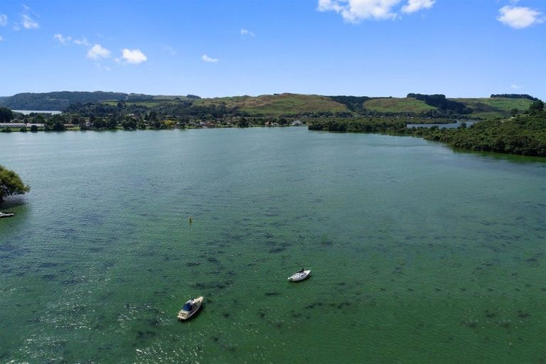 Photo of property in 42 Okawa Bay Road, Tikitere, Rotorua, 3074