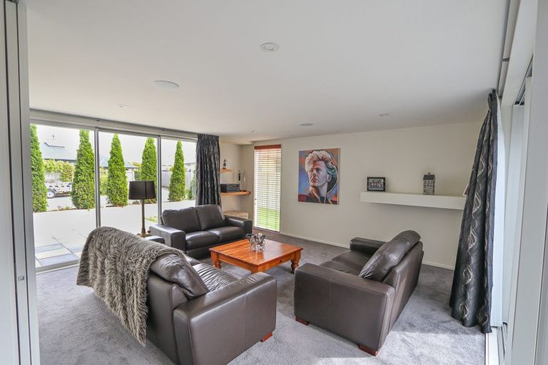 Photo of property in 12 Constance Place, Aidanfield, Christchurch, 8025