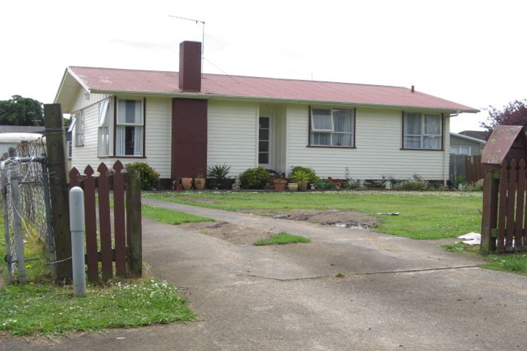 Photo of property in 6 Leeson Place, Mangere, Auckland, 2022