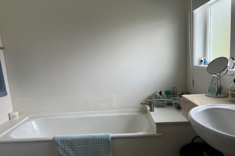 Photo of property in 10 Braemar Road, Rothesay Bay, Auckland, 0630