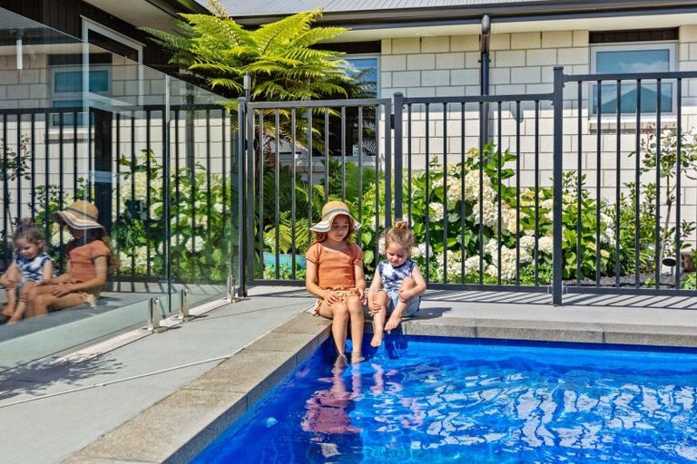 Photo of property in 32 Montiicola Drive, Papamoa Beach, Papamoa, 3118