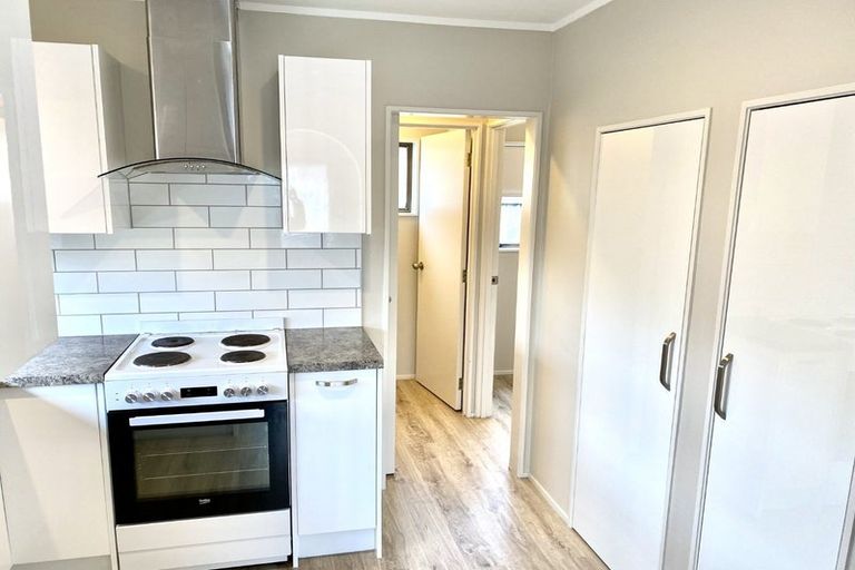 Photo of property in 1/27 Weetman Drive, Browns Bay, Auckland, 0630