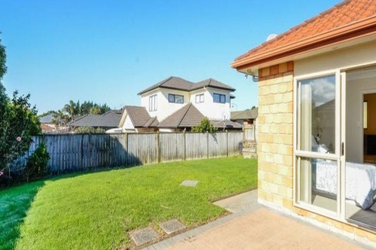 Photo of property in 34 Jadewynn Drive, Massey, Auckland, 0614