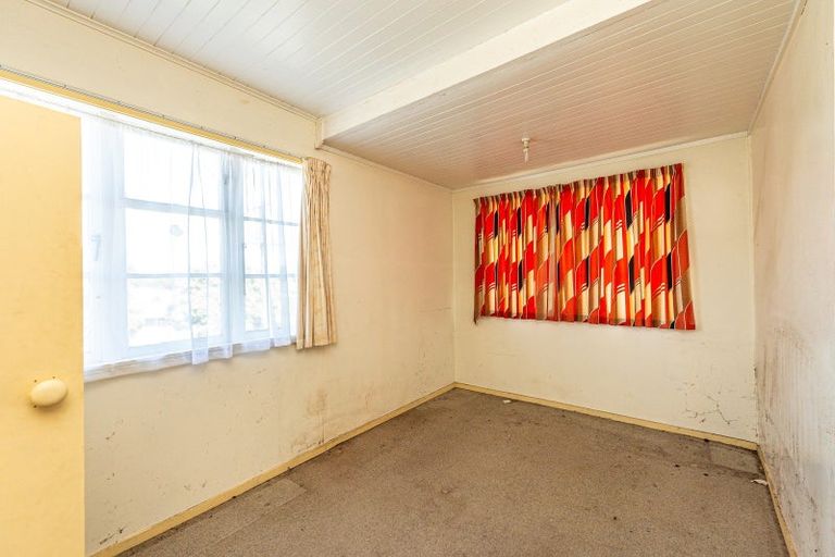 Photo of property in 25 Manuka Street, Castlecliff, Whanganui, 4501