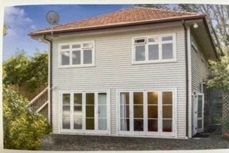 Photo of property in 34 Hastings Parade, Devonport, Auckland, 0624