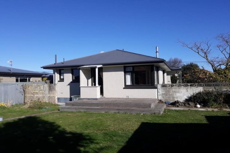 Photo of property in 33 Bourne Crescent, Papanui, Christchurch, 8053