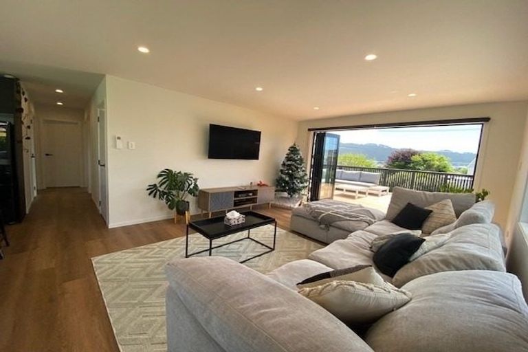 Photo of property in 4 Windley Street, Ranui, Porirua, 5024