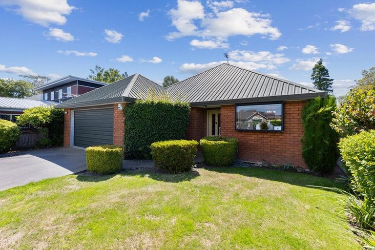 Photo of property in 1/437 Ilam Road, Bryndwr, Christchurch, 8052