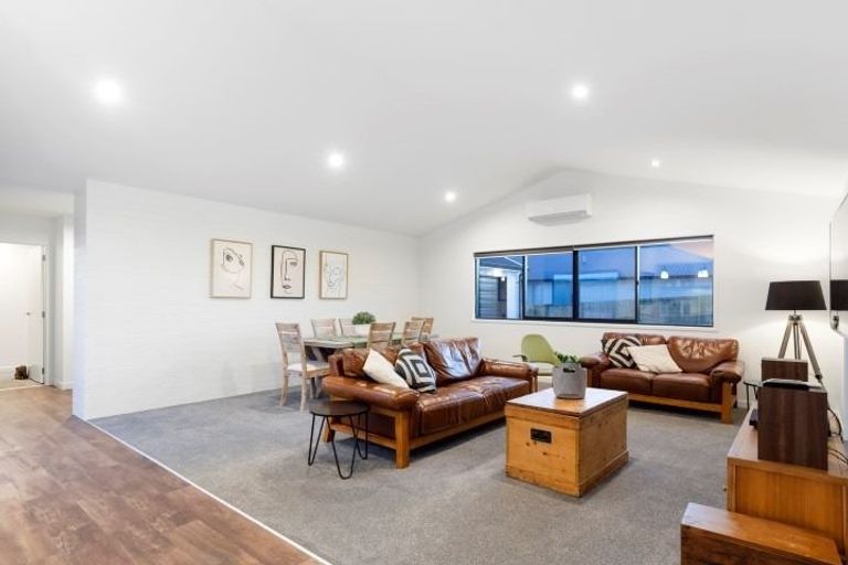 Photo of property in 18 Okataina Street, Pyes Pa, Tauranga, 3112