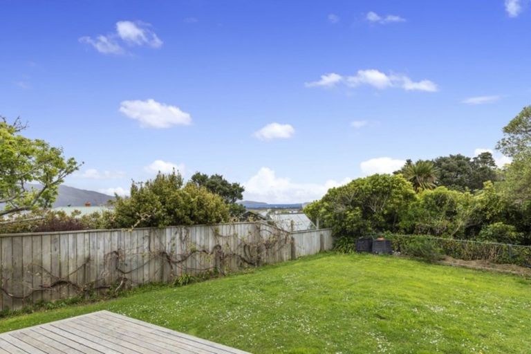 Photo of property in 55 Tirohanga Road, Tirohanga, Lower Hutt, 5010