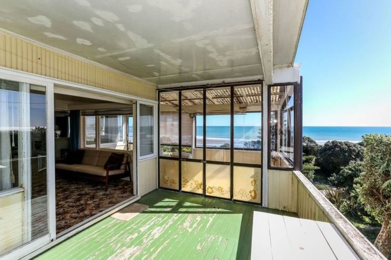 Photo of property in 2a Beach Street, Fitzroy, New Plymouth, 4312